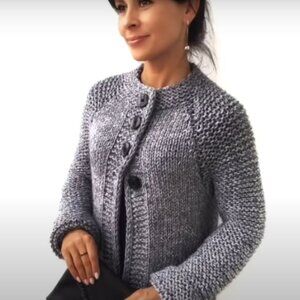 HANDMADE 95% Baby Alpaca Knitted Crew Neck Cardigan With Buttons Women's Size M